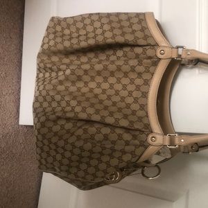 Gucci handbag